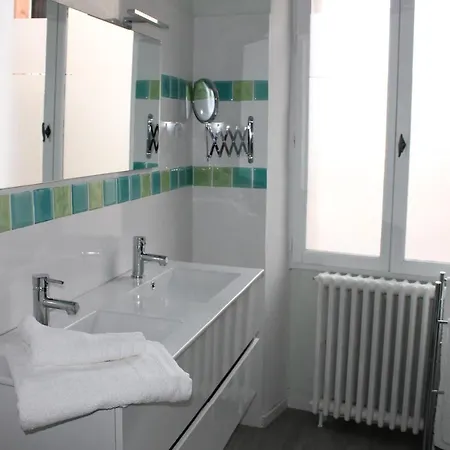 Les Loges De La * Prades (Pyrenees-Orientales)