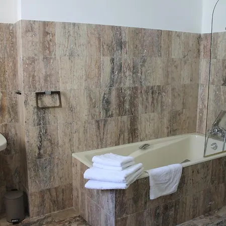 Les Loges De La Prades (Pyrenees-Orientales)